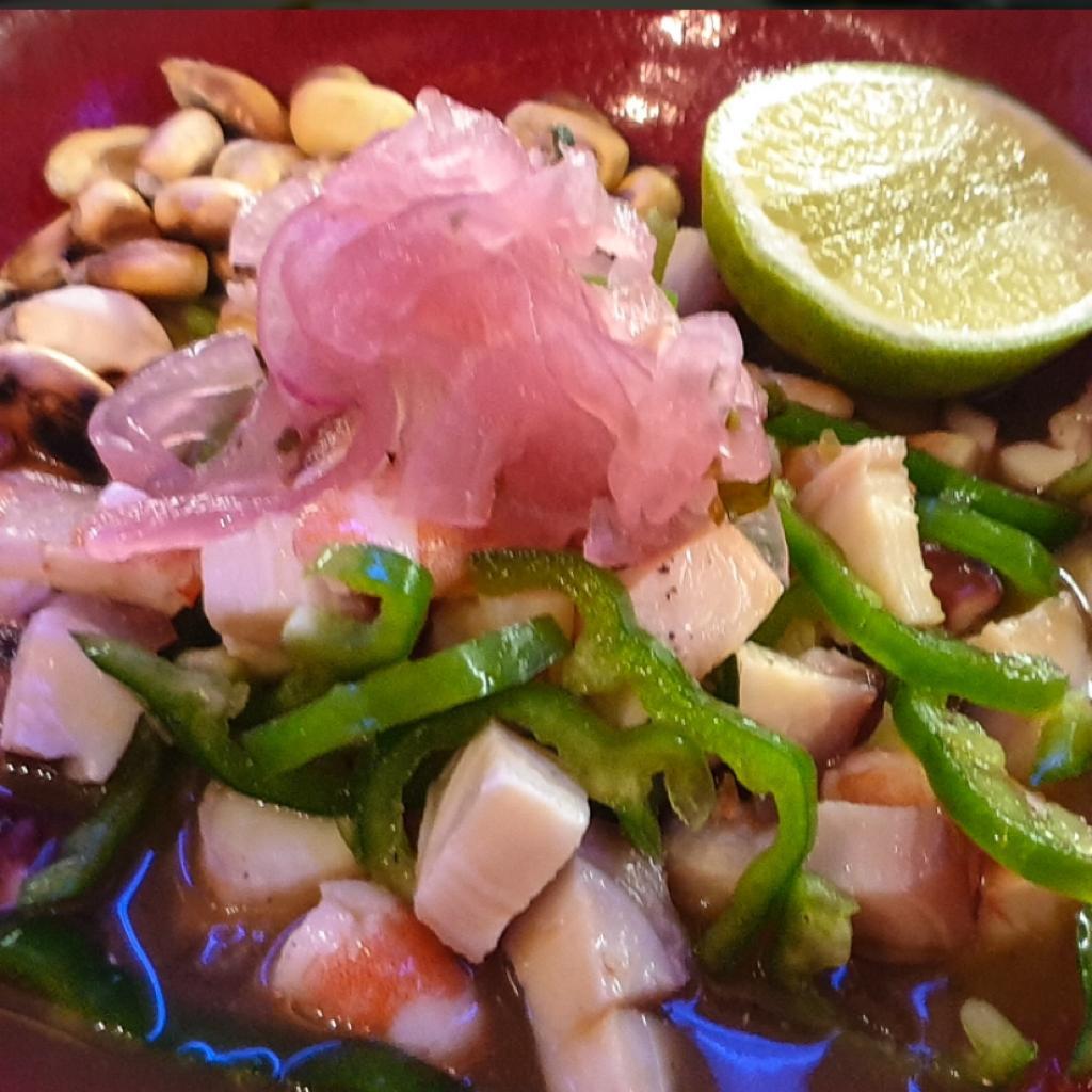 Ceviche de Pulpo y Langostinos